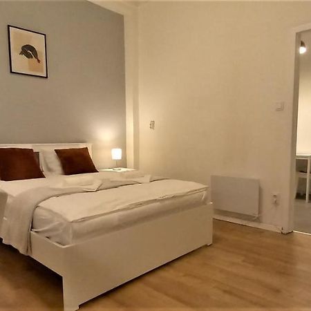 Ferienwohnung Quiet And Private Studio In The Center Budapest Exterior foto